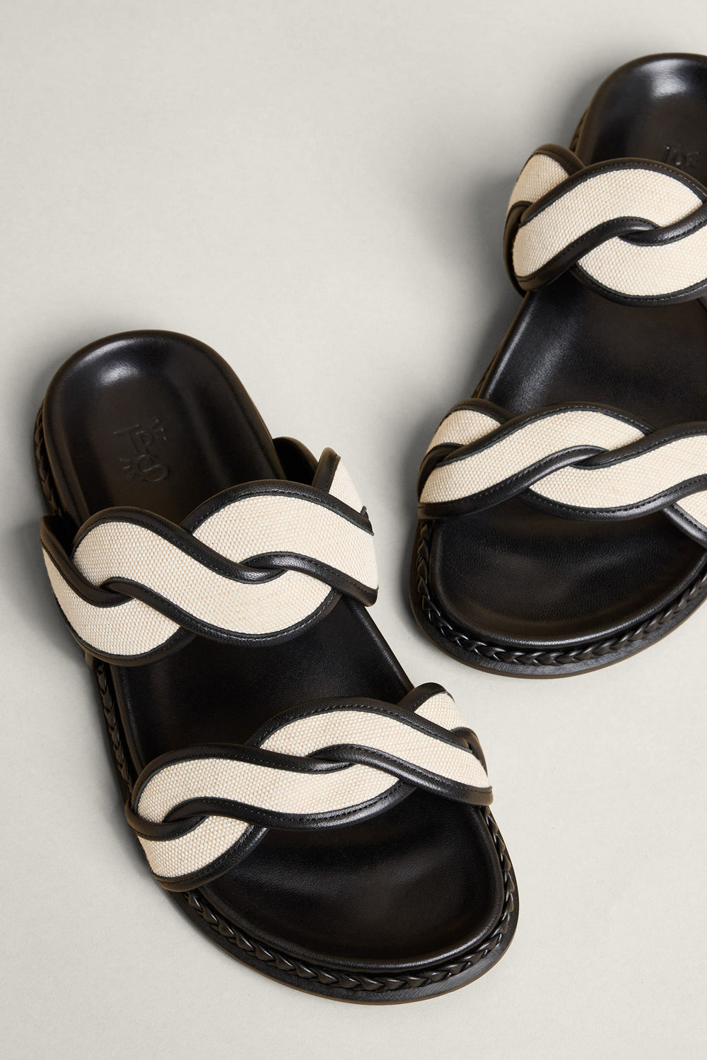 Double braided strap sandals