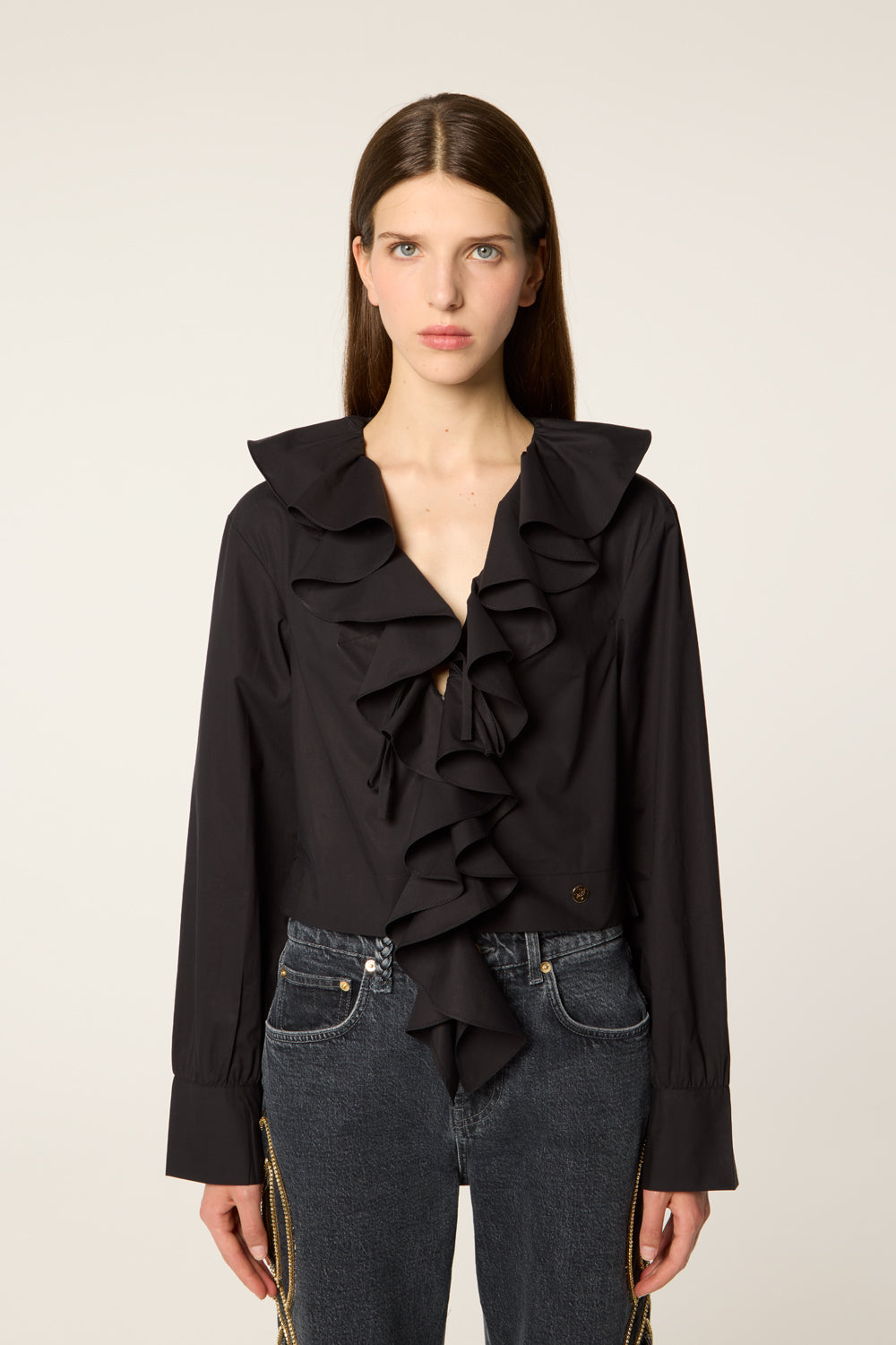 Short ruffled shirt