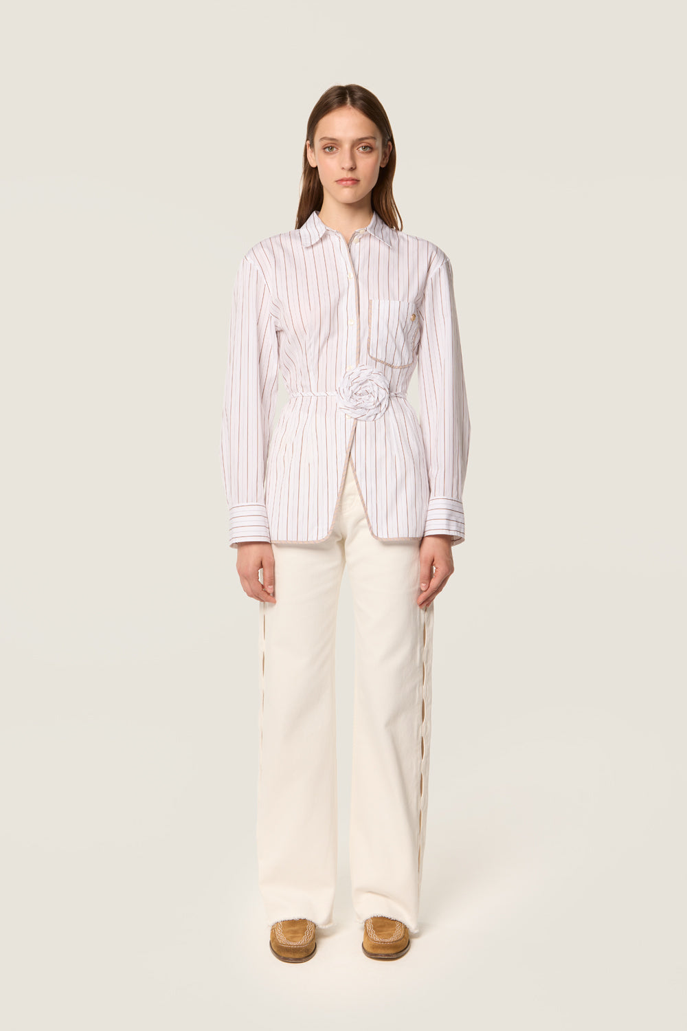 Blouse with flower belt