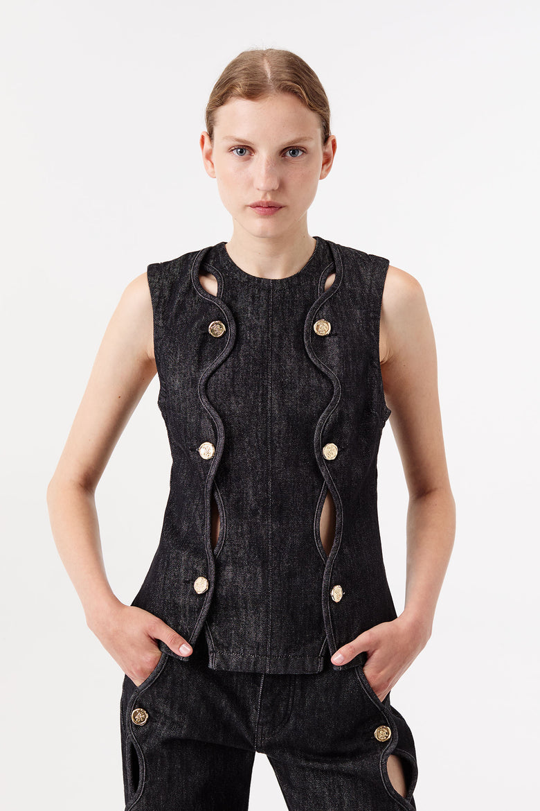 Vest with wave button tab