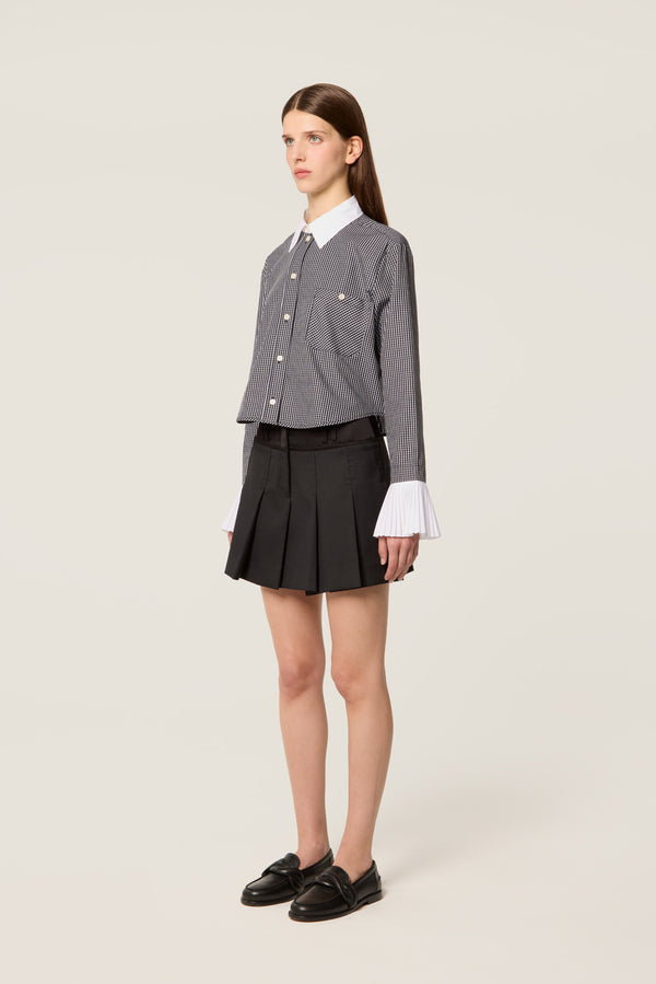 Short pleated skirt