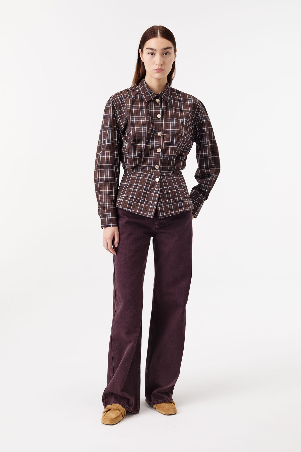 Chemise à carreaux et boutons dorés