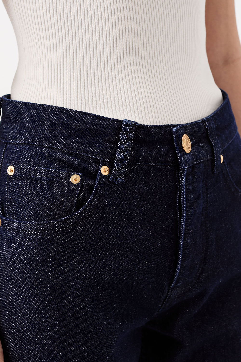 Denim brut à fentes