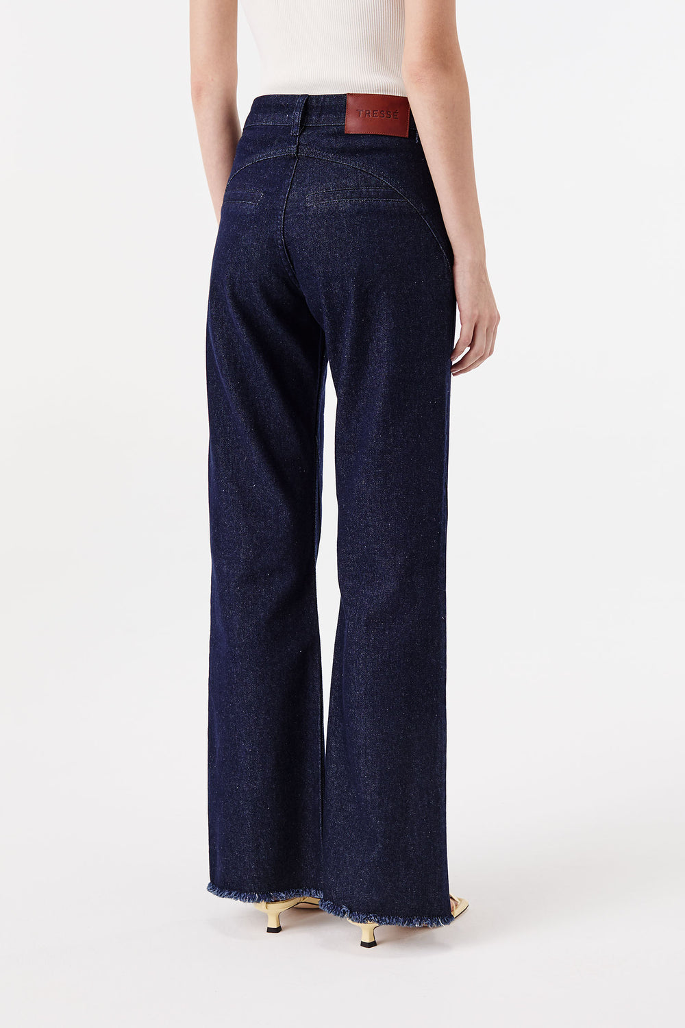 Denim brut à fentes