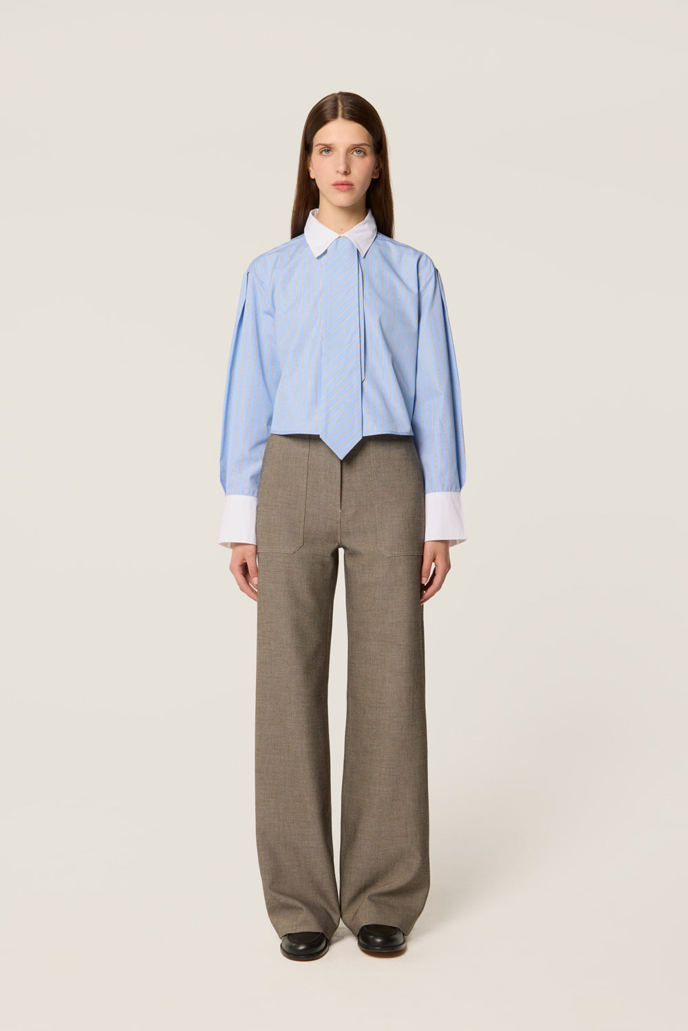 Chemise courte à cravate