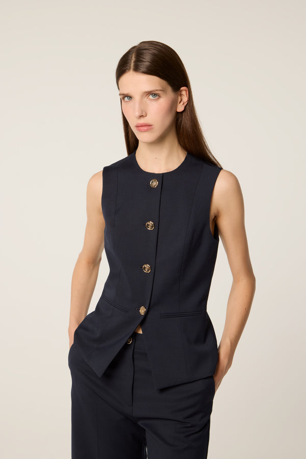 Fitted jacket