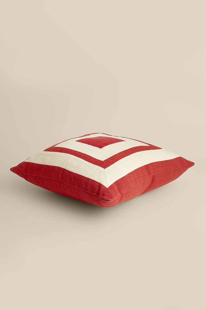Coussin en lin brodé