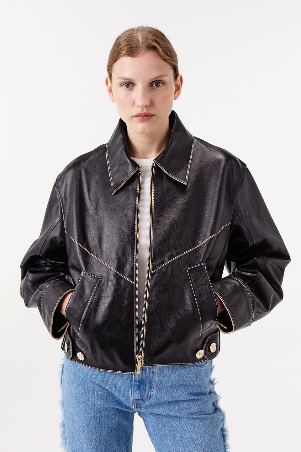 Veste en cuir à bords francs