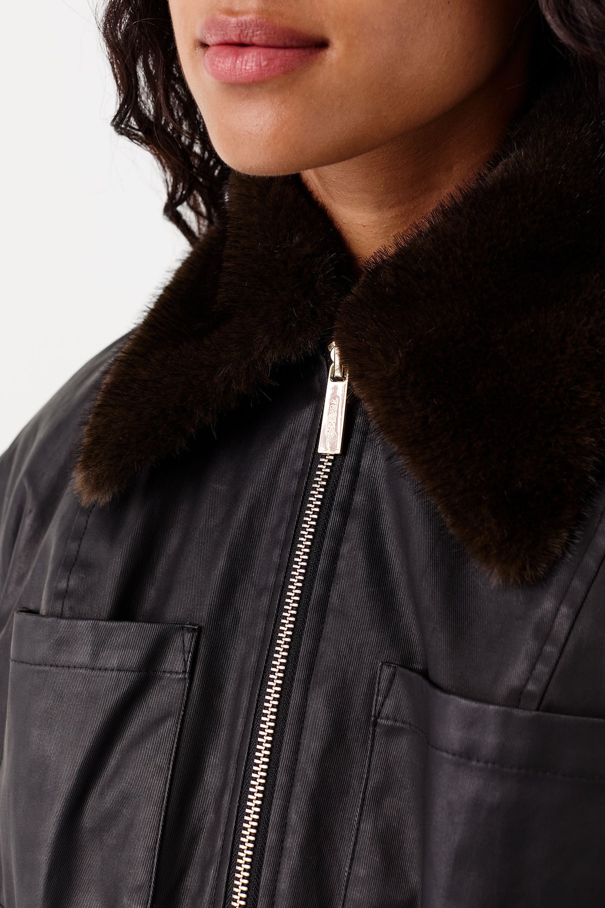 Waxed canvas jacket with fur collar