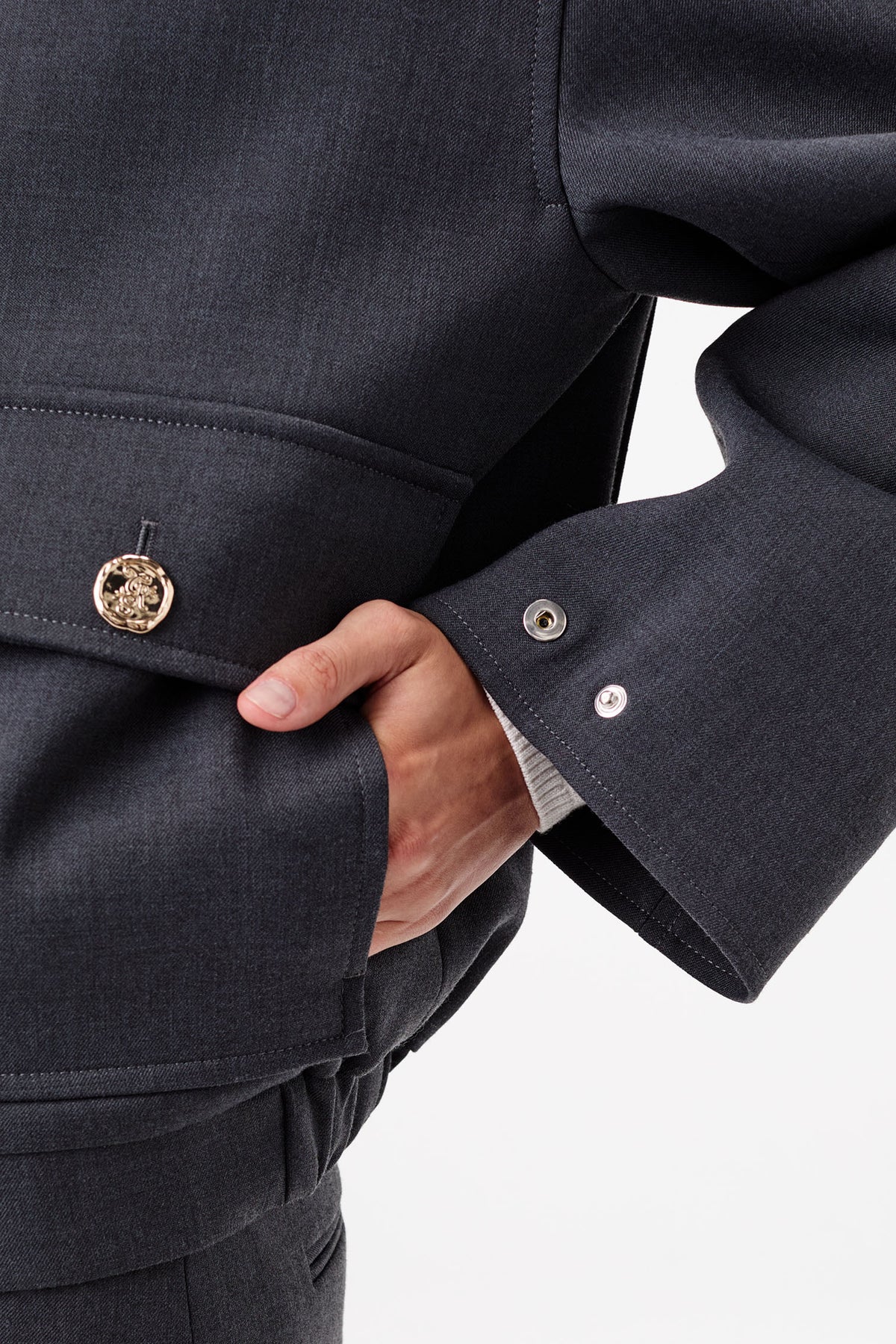 Jacket with back gusset