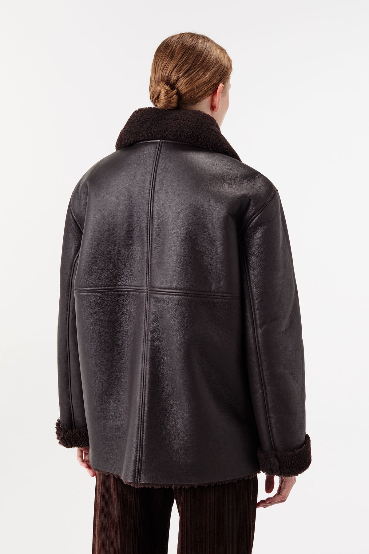 Veste en peau lainée