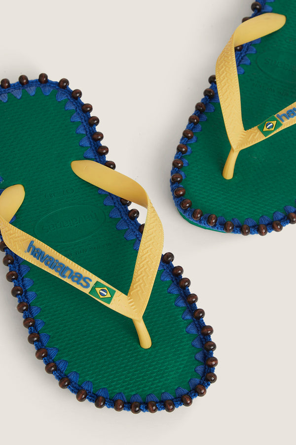 Sandales customisées en crochet et perles brodées à la main
