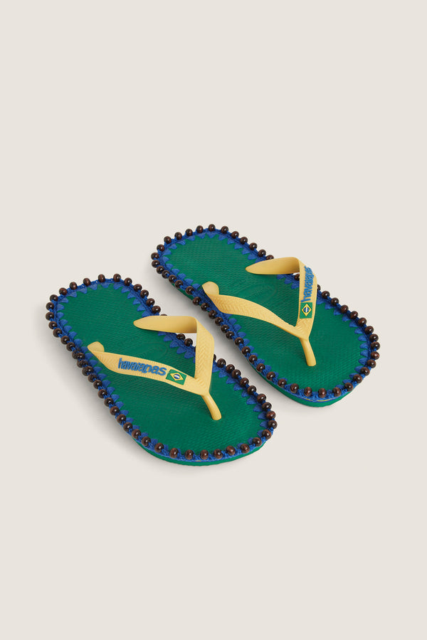 Sandales customisées en crochet et perles brodées à la main