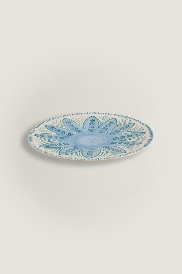 Dinner plate with floral pattern