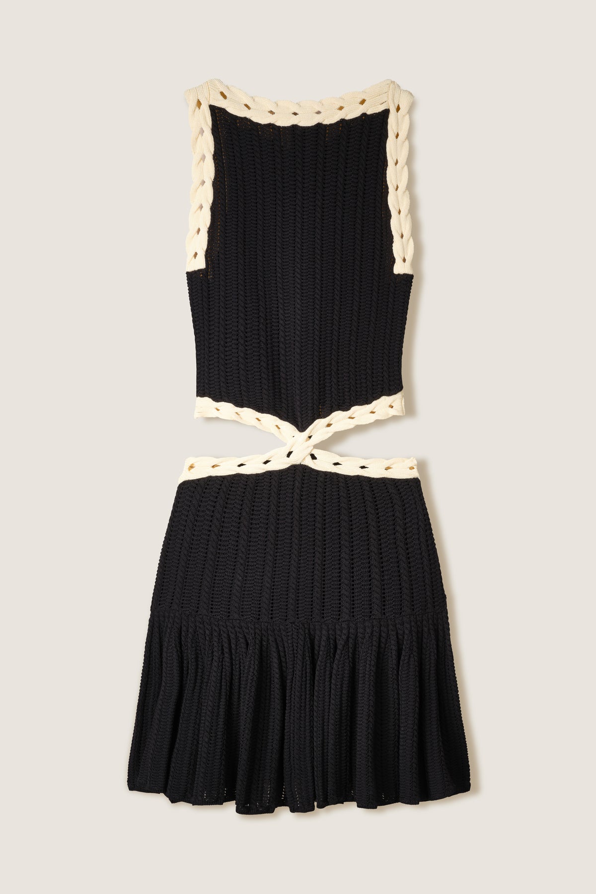 Kurzes zweifarbiges Strickkleid