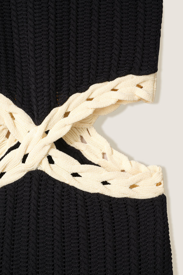 Short two-tone knit dress