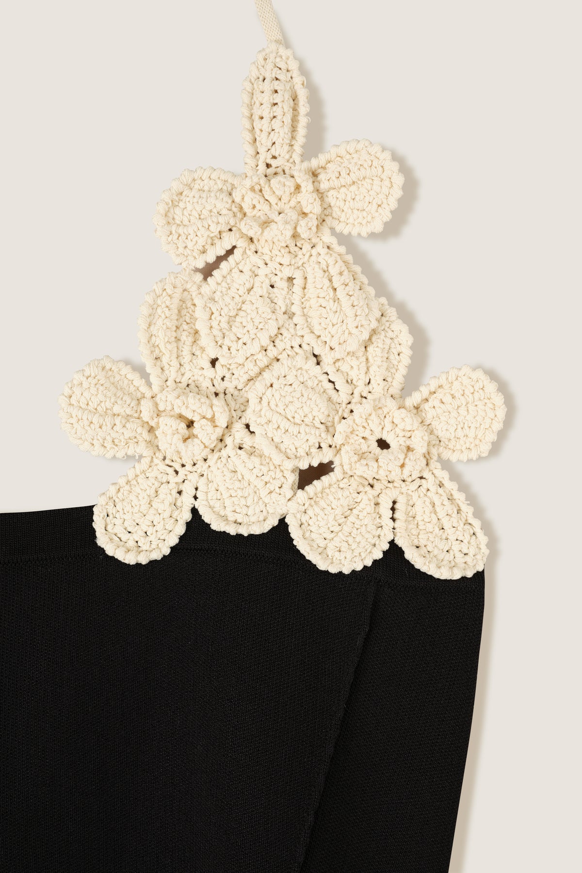 Robe en maille à nouer