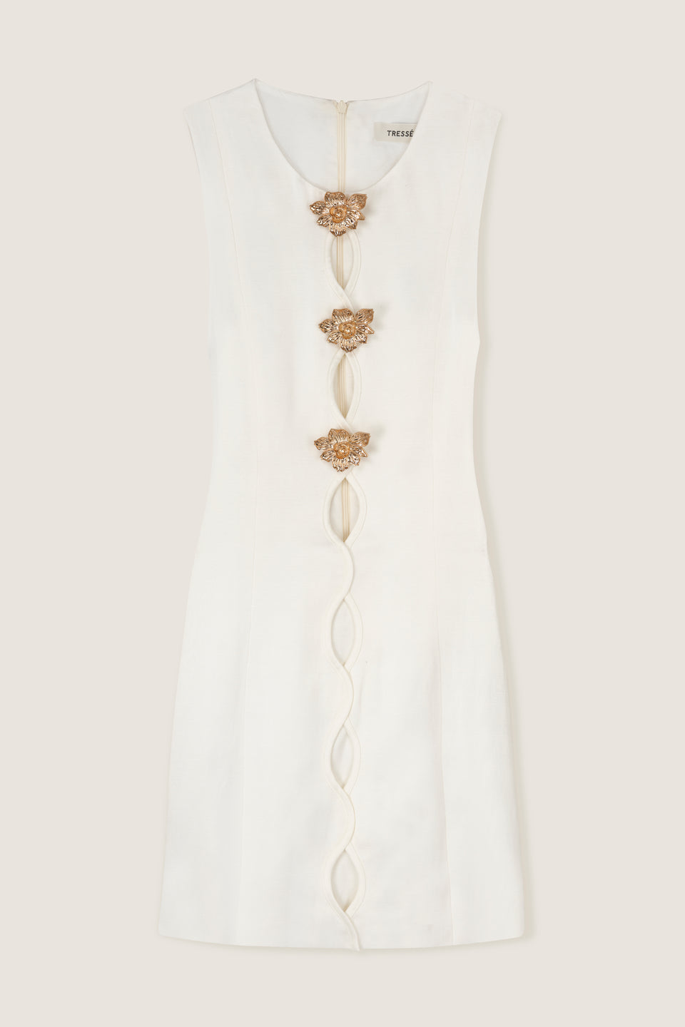 Robe courte satinée à bijoux dorés