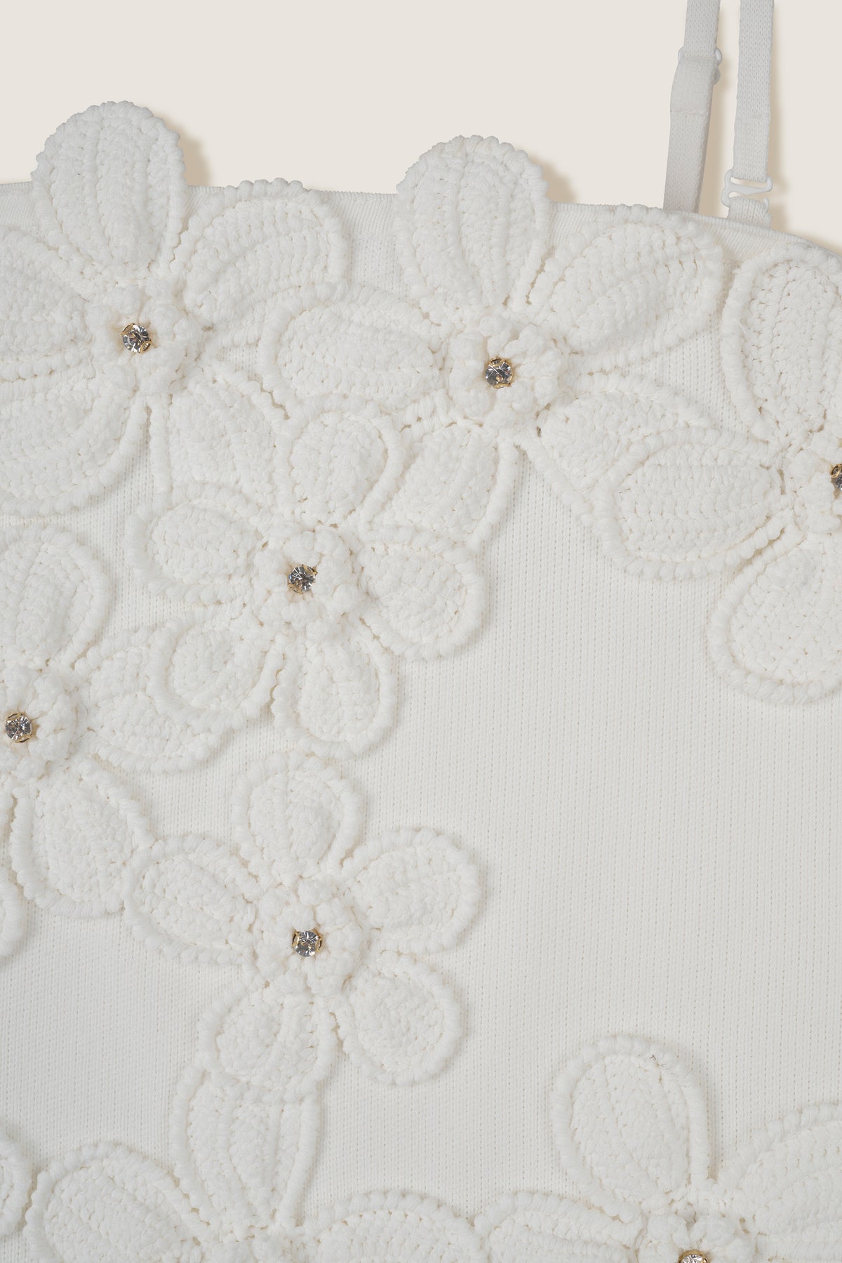 Abito bustier in maglia con fiori all'uncinetto