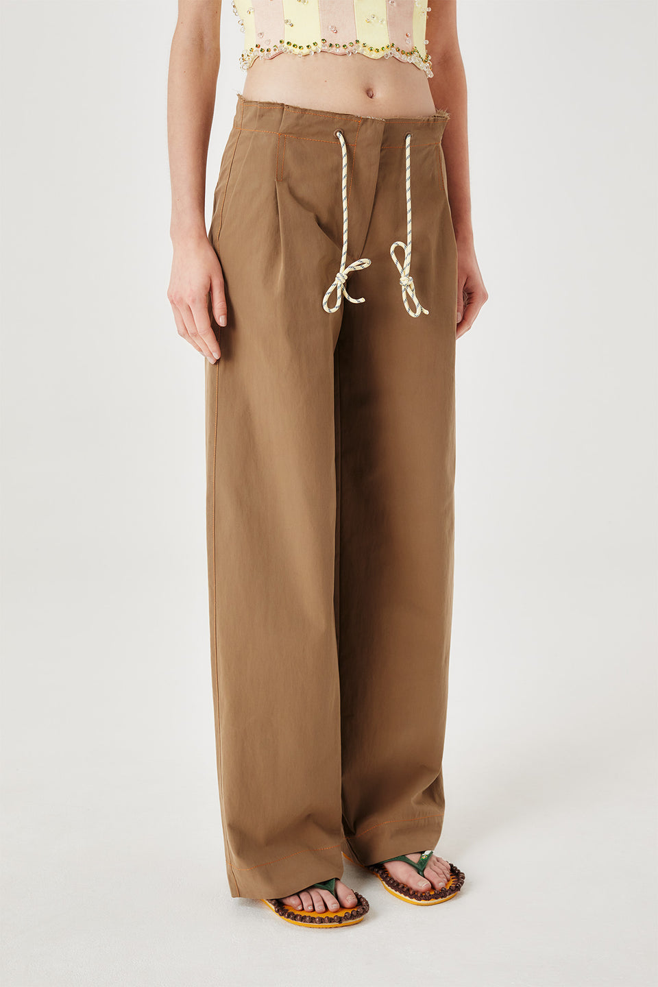 Pantalon à cordon coloré