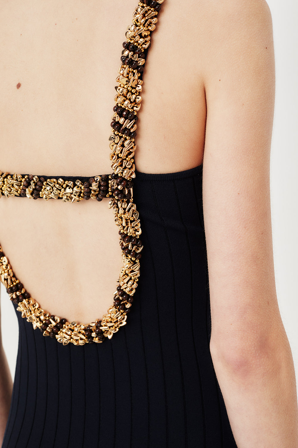 Robe longue en maille dos nu