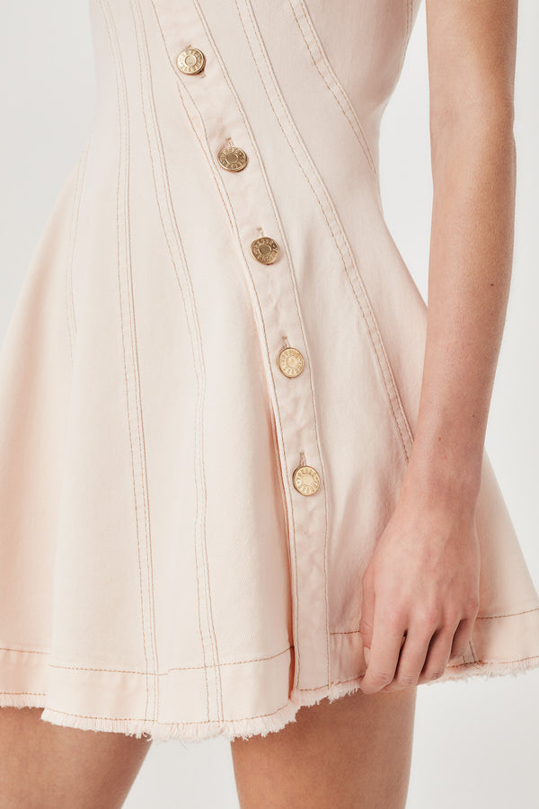 Robe en denim avec découpe en biais