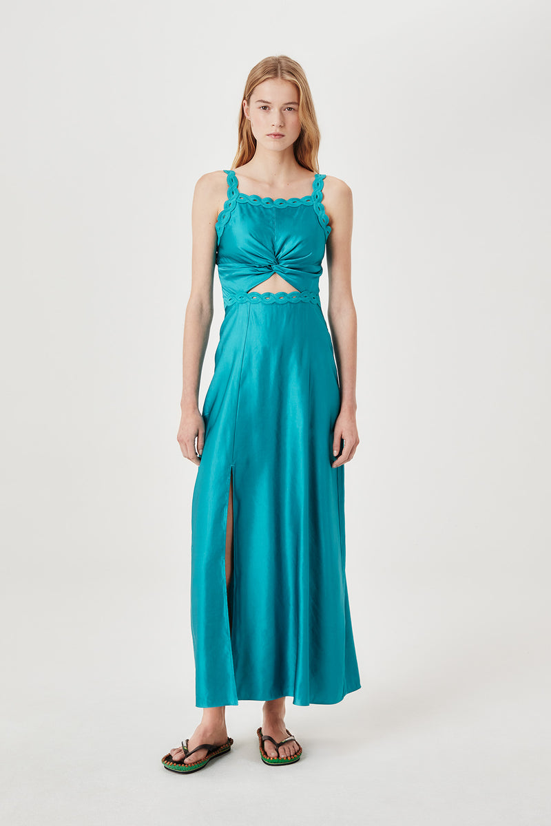 Robe longue satinée