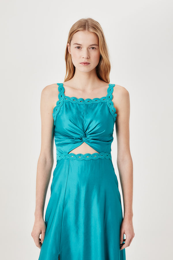 Robe longue satinée