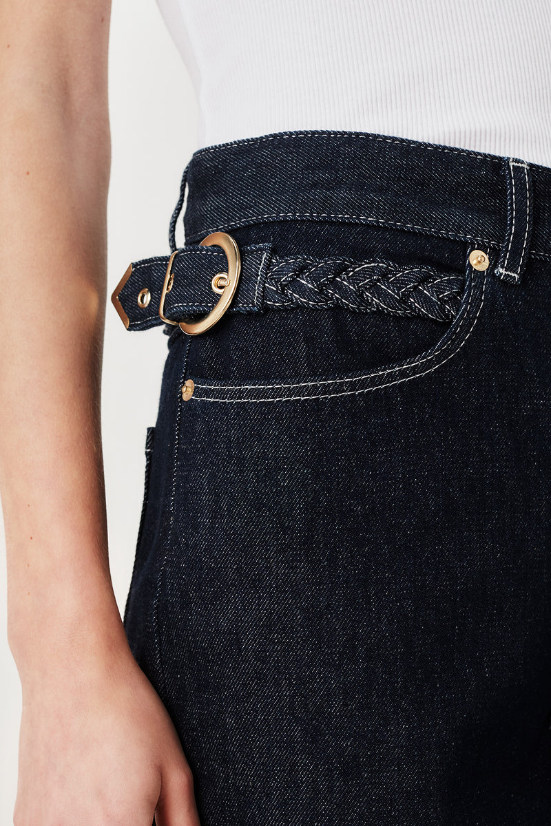 Bermuda shorts with braided details