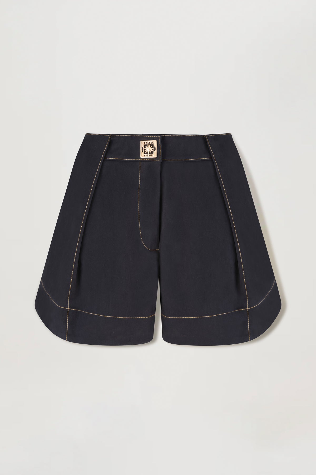 Pleated shorts