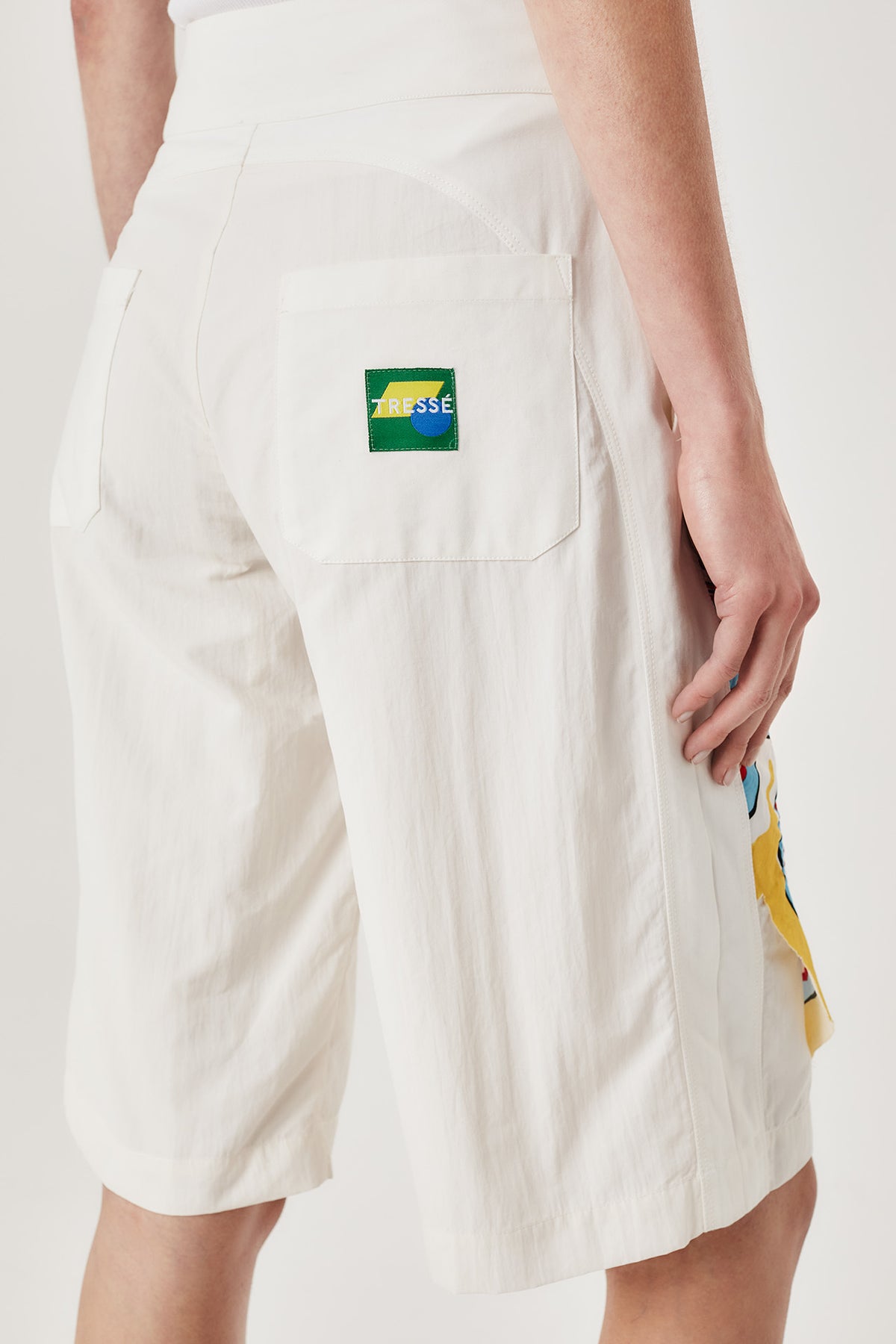 Bermuda shorts with laced waistband
