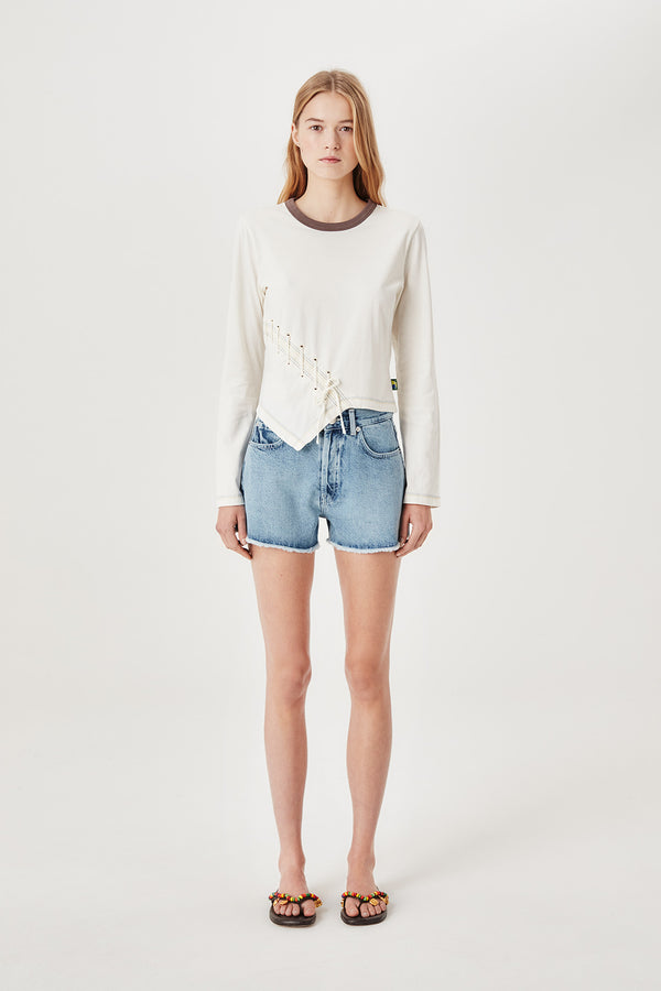 Short à poches brodées