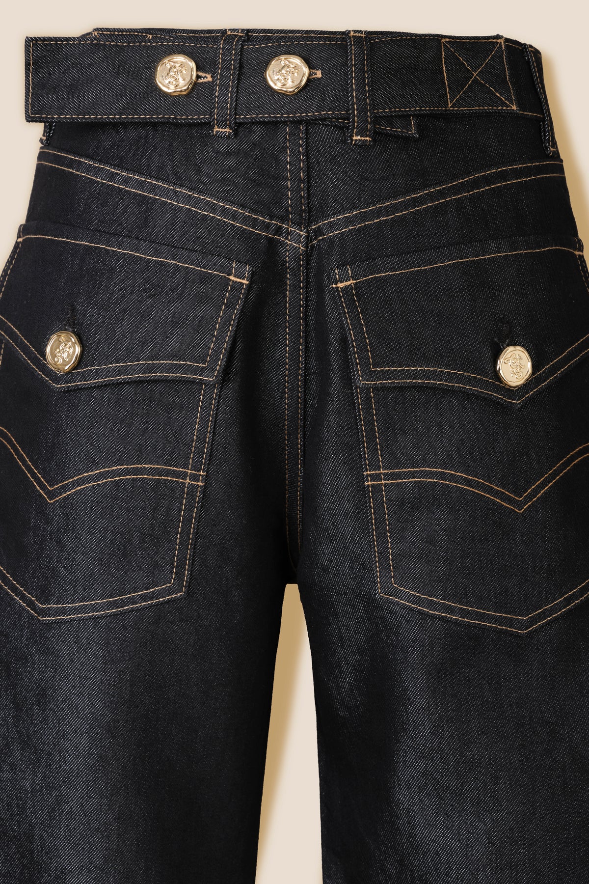 Denim en toile brillante