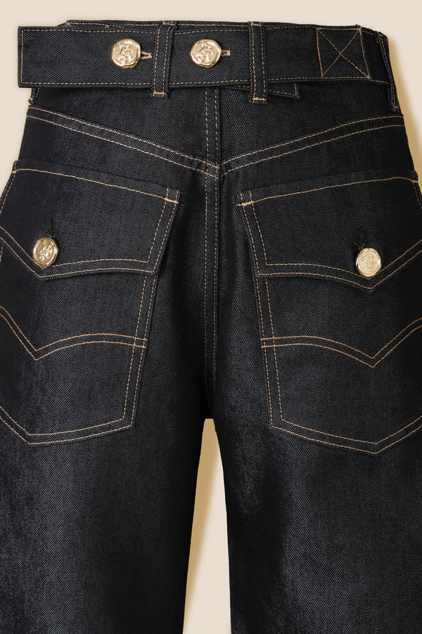 Shiny canvas denim