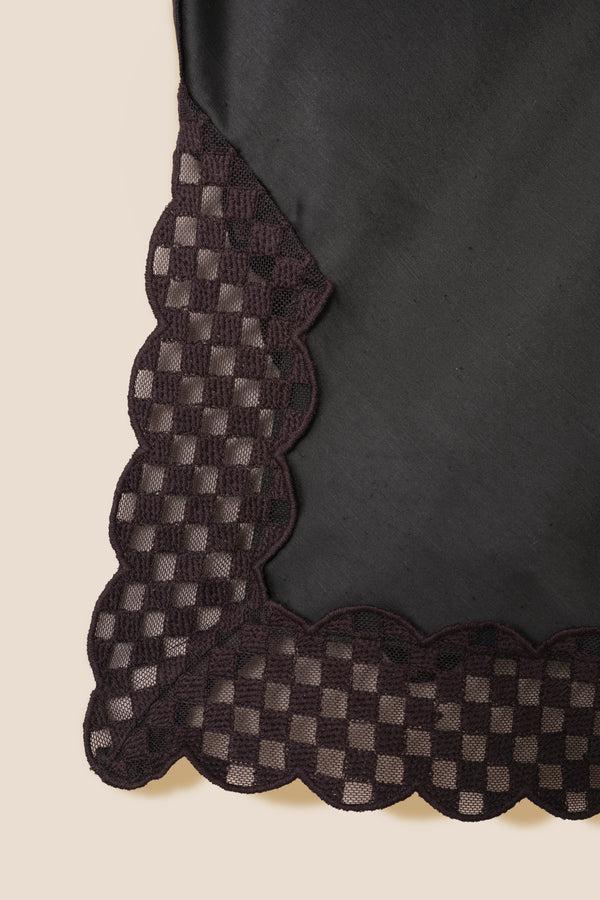 Checkered lace ribbon top