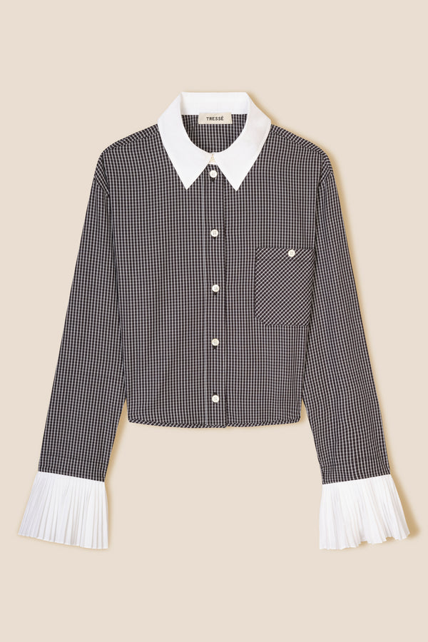 Shirt with pleated cuffs