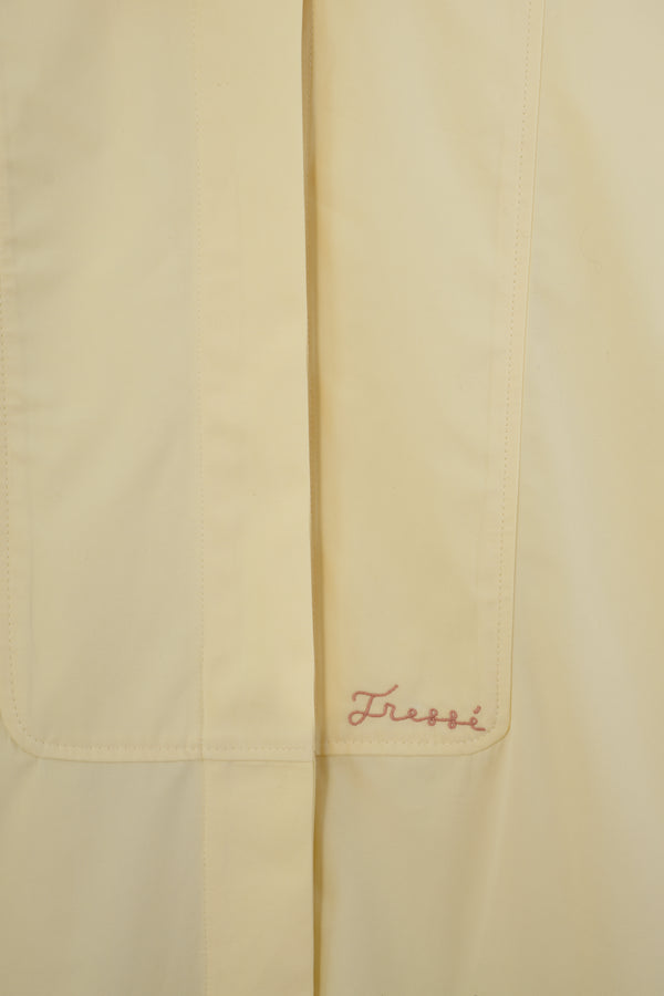 Straight-cut shirt with a placket