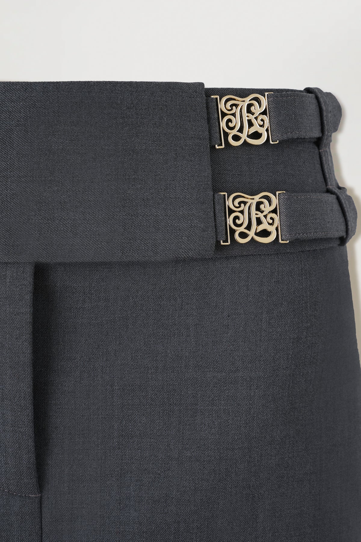 Skirt with flap belt
