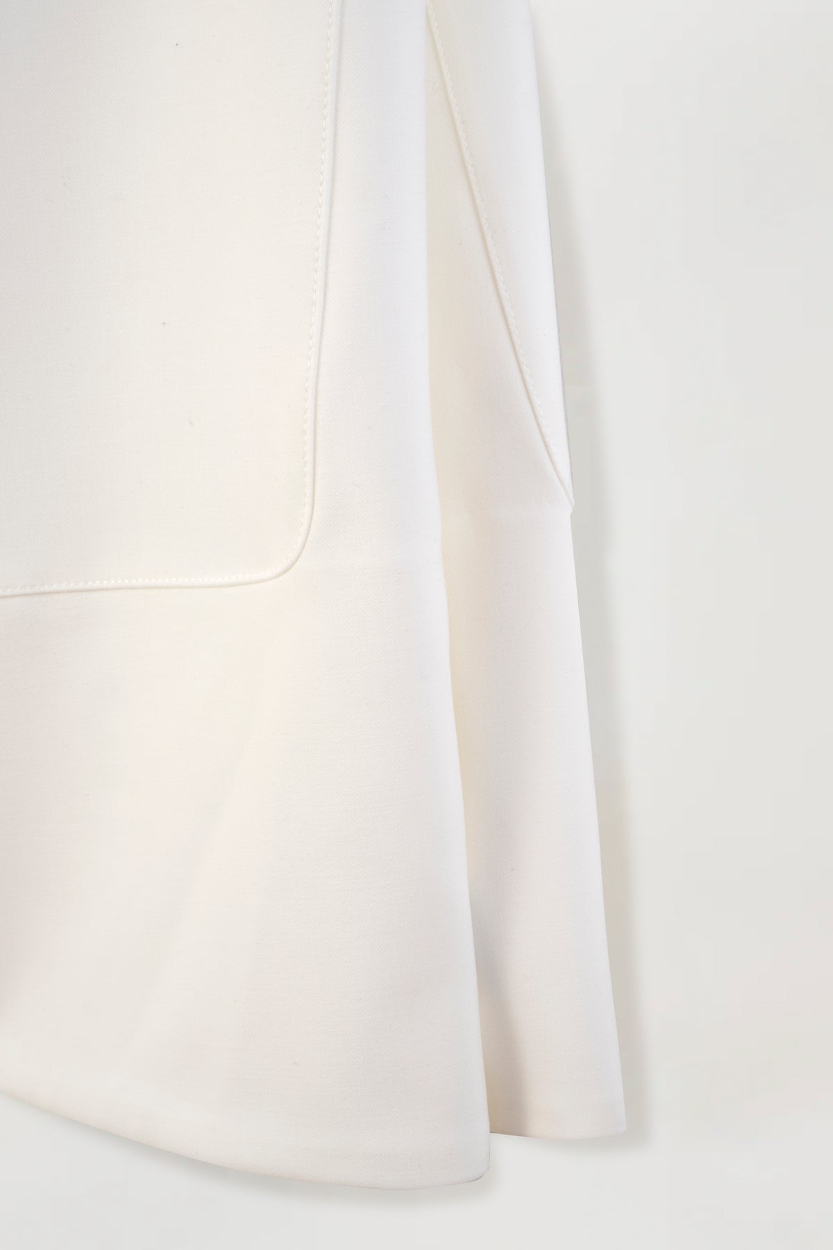 Pantaloni dal taglio regolabile