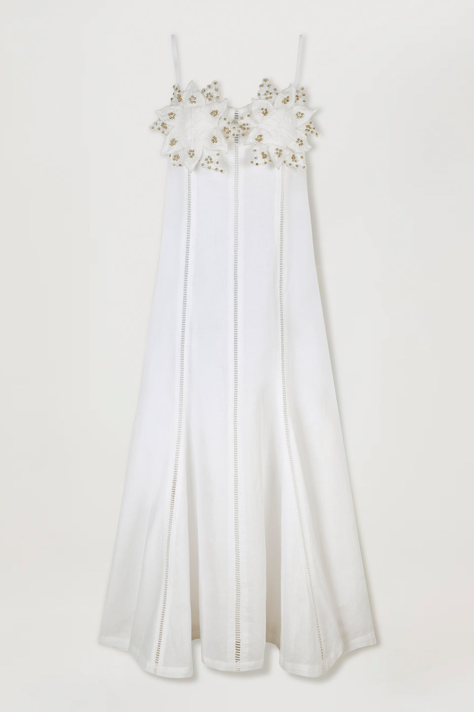 Robe longue à poitrine ornée de fleurs