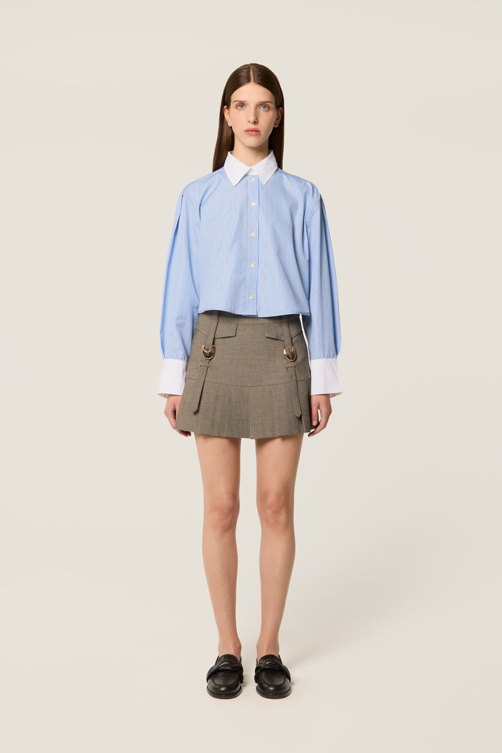 Pleated skirt with straps