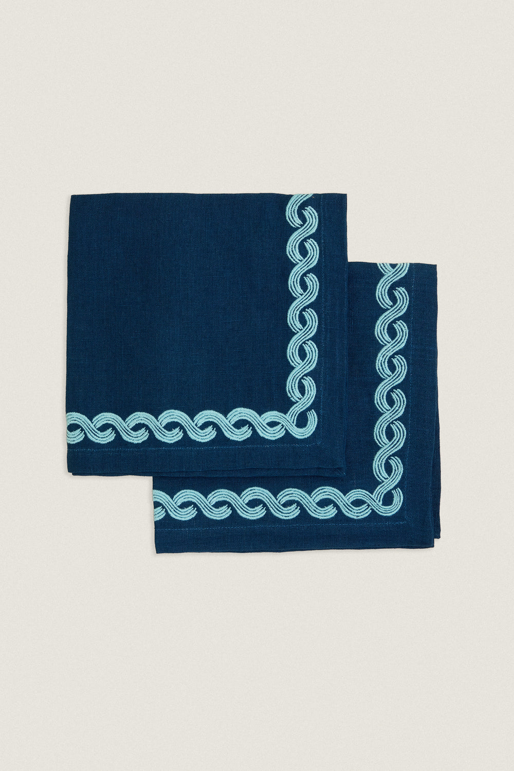 Serviette de table brodée tresse