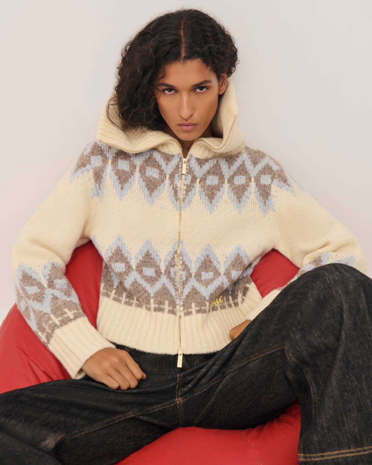 Jacquard pattern cardigan