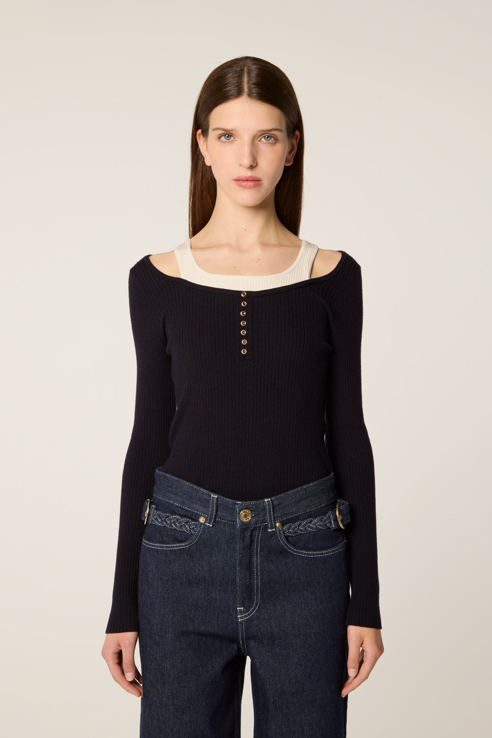 Layered-effect top