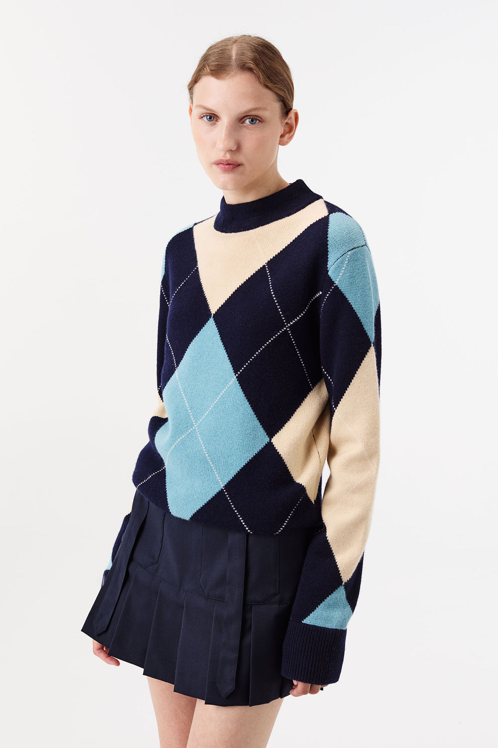 Short pleated skirt