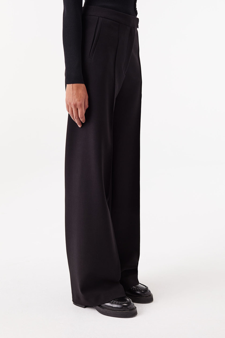 Wide tailored pants