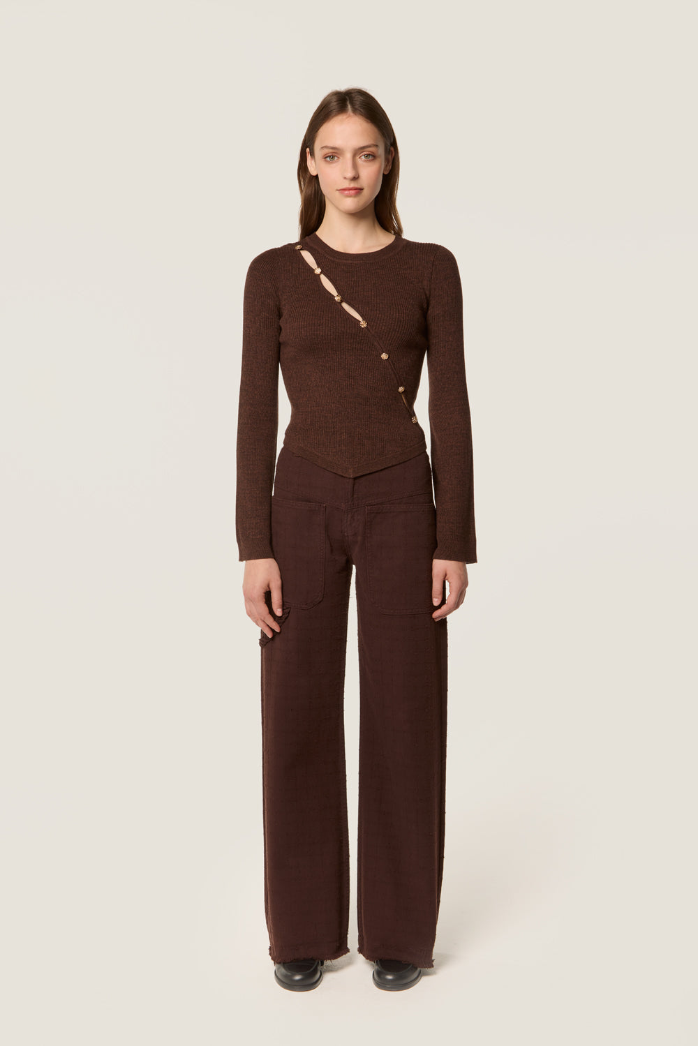 Diagonal opening sweater