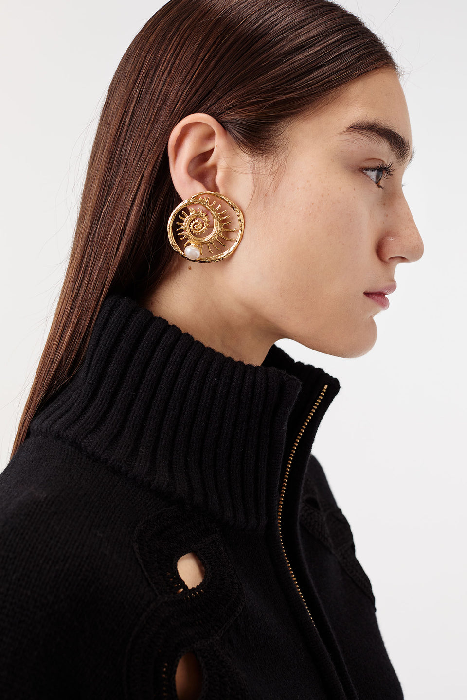 Shell earrings