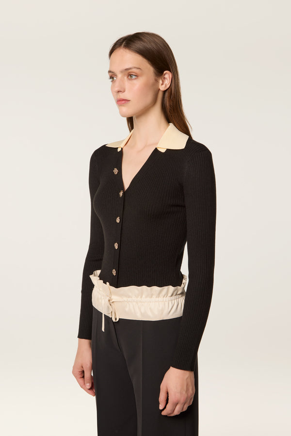 Fine two-tone knit sweater