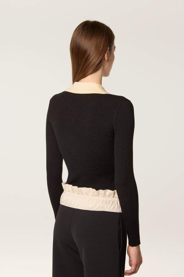 Fine two-tone knit sweater